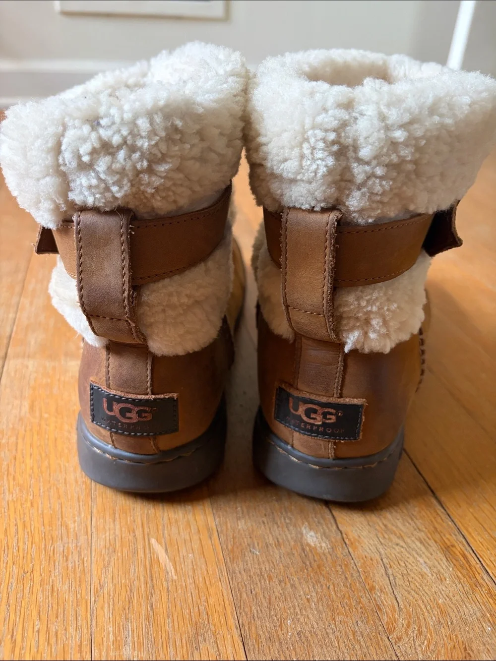 UGG Chestnut Brown Leather Shearling Cuff Buckle Boots